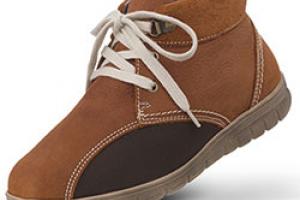 Stretchy Boots for Swollen Feet